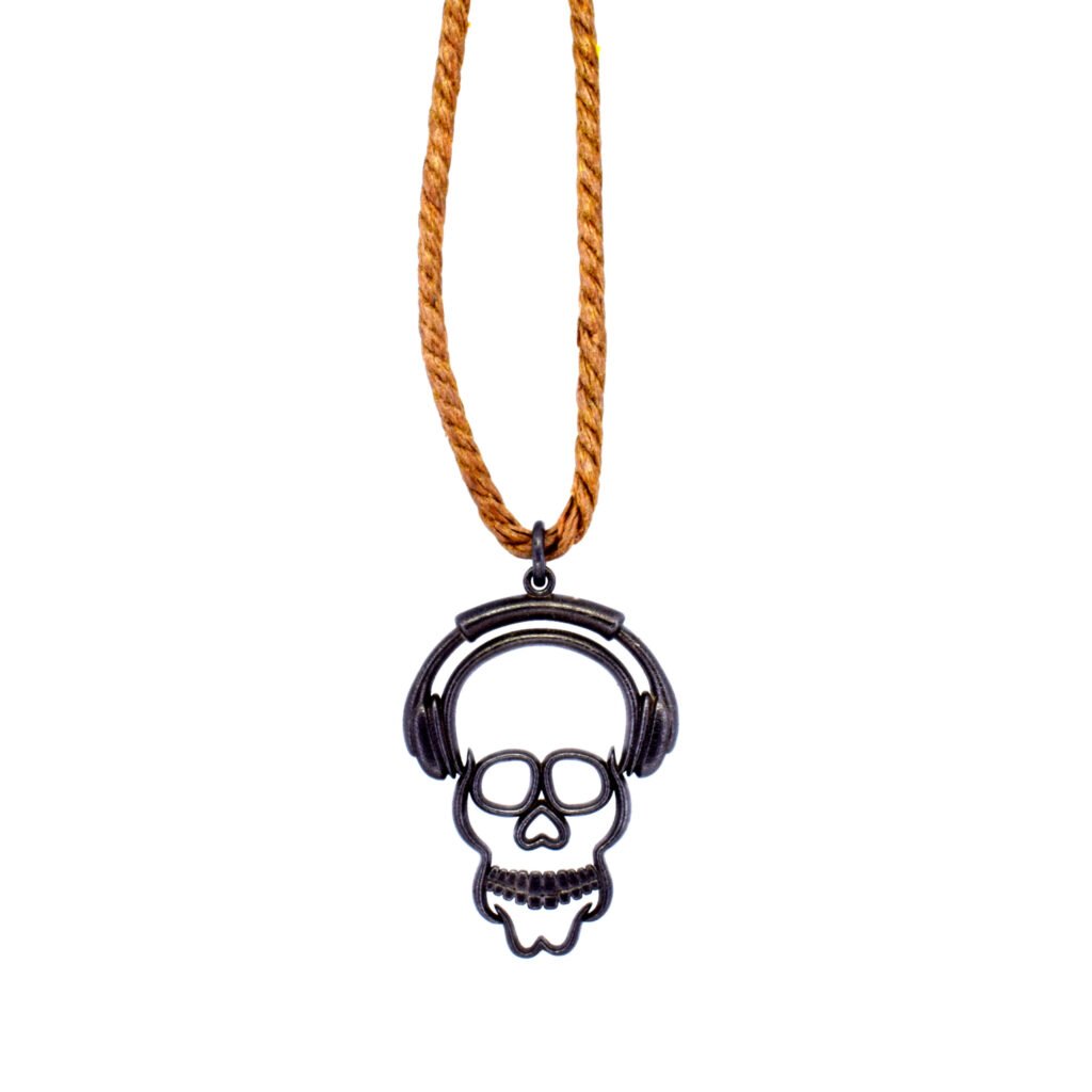 Dj μενταγιόν μεγάλο