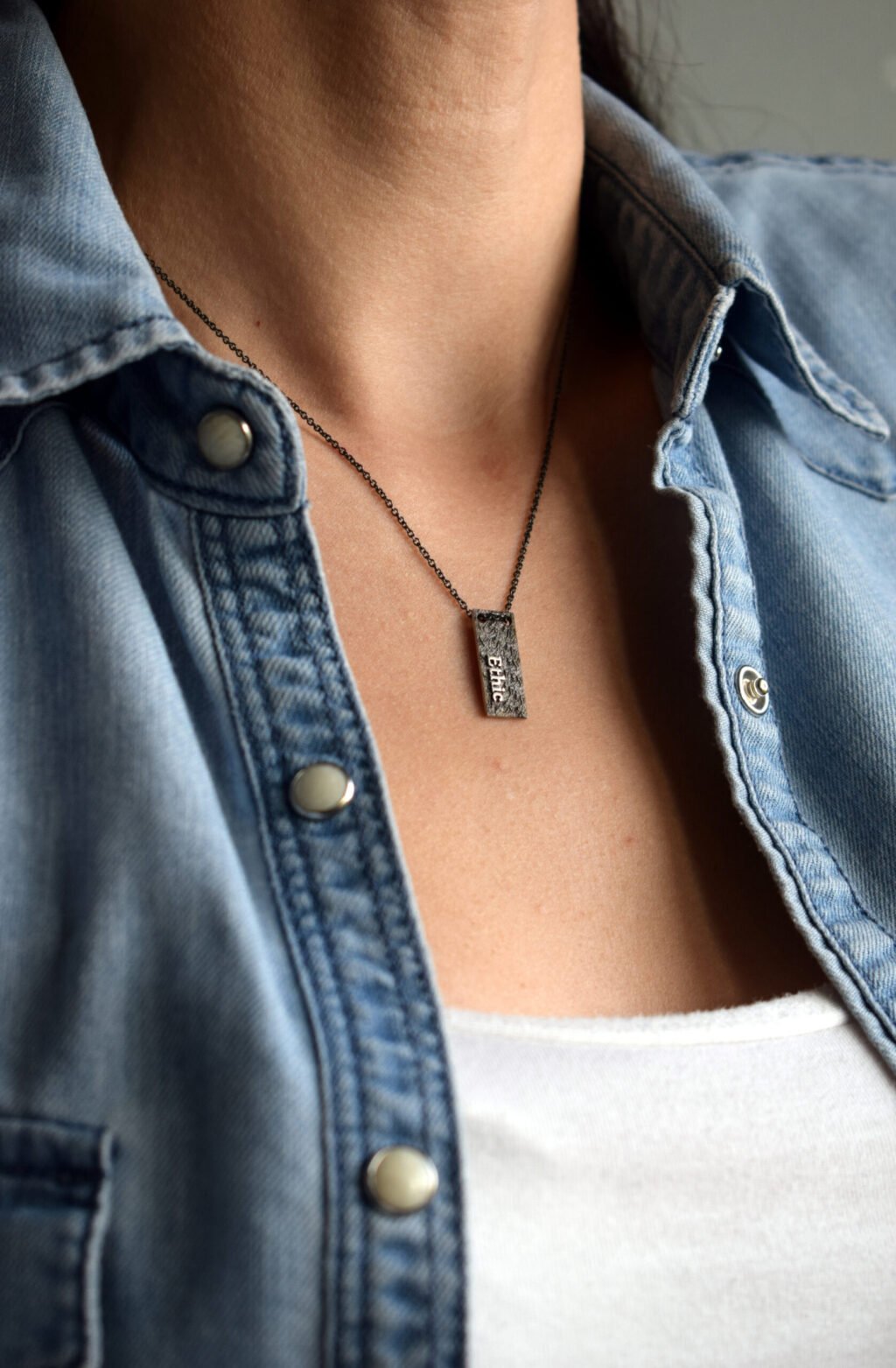 Ethic μενταγιόν